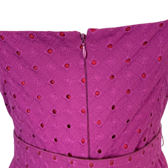3/$30 Maggy London eyelet embroidered sleeveless sheath dress size 8 fuchsia - Picture 7 of 8